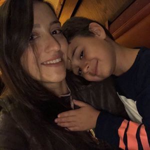 Meet your Posher, Debora